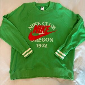 Nike Vintage Green Men's Sweater